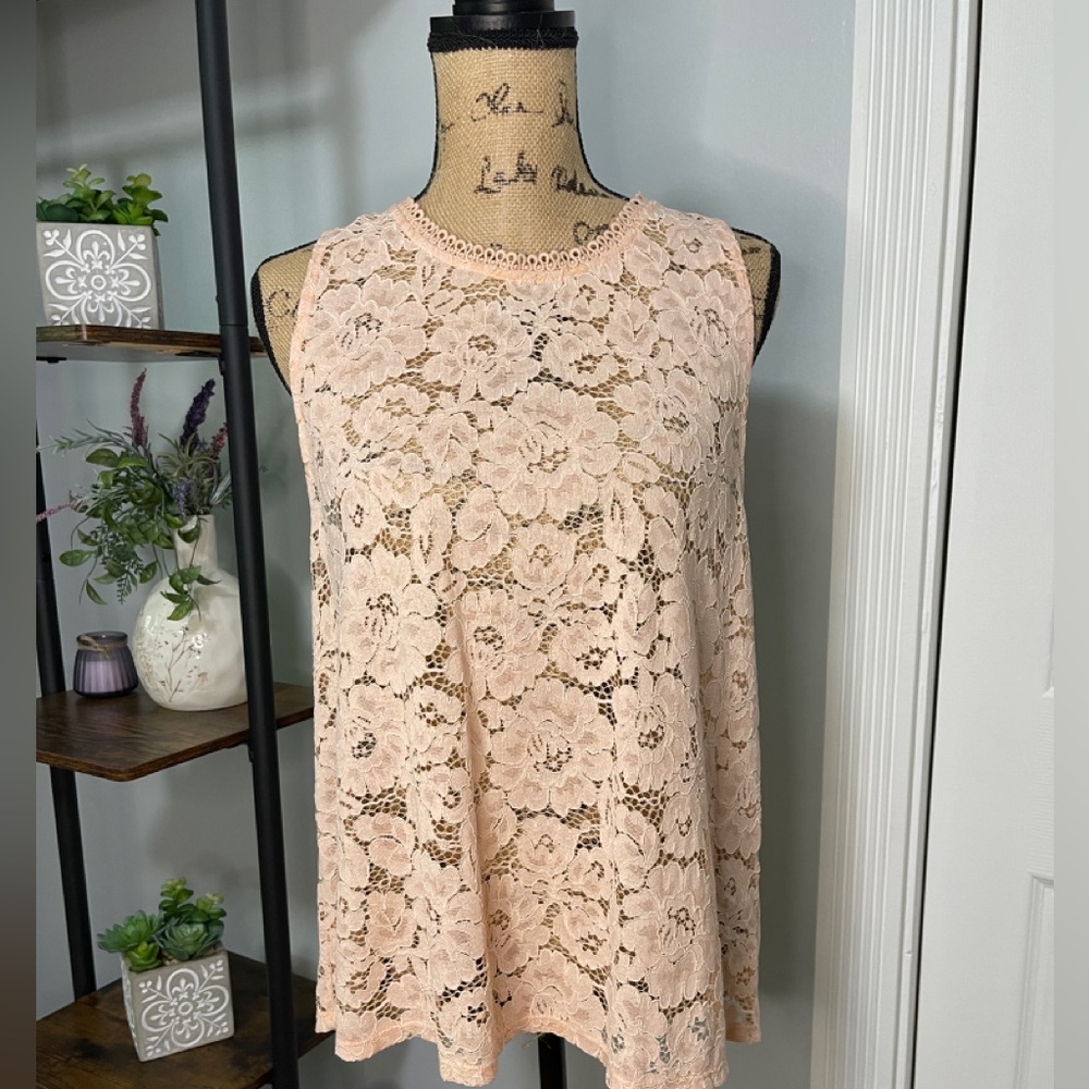 Pretty Lace Blouse by Elodie. Peach Color. Size L.  NWT